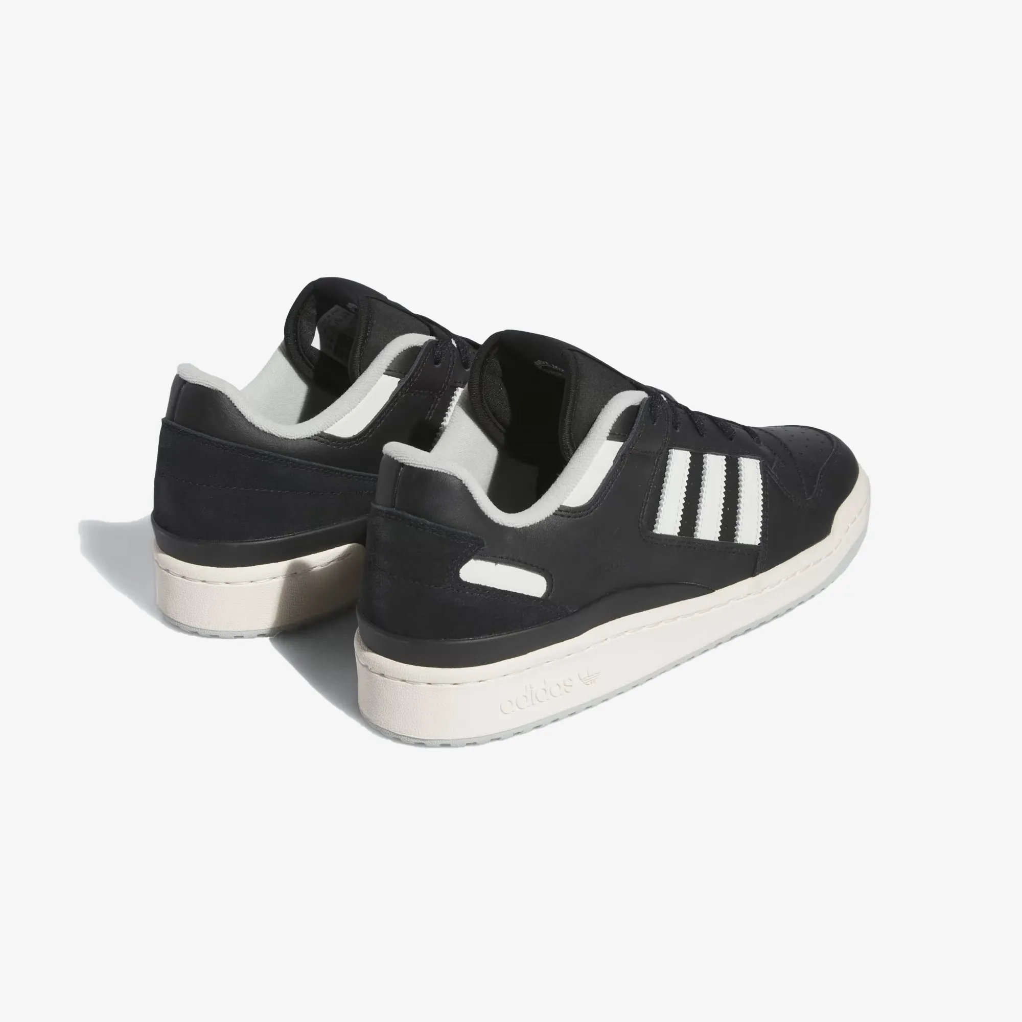 Adidas Originals | FORUM LOW  { CORE BLACK/GREY/SILVER