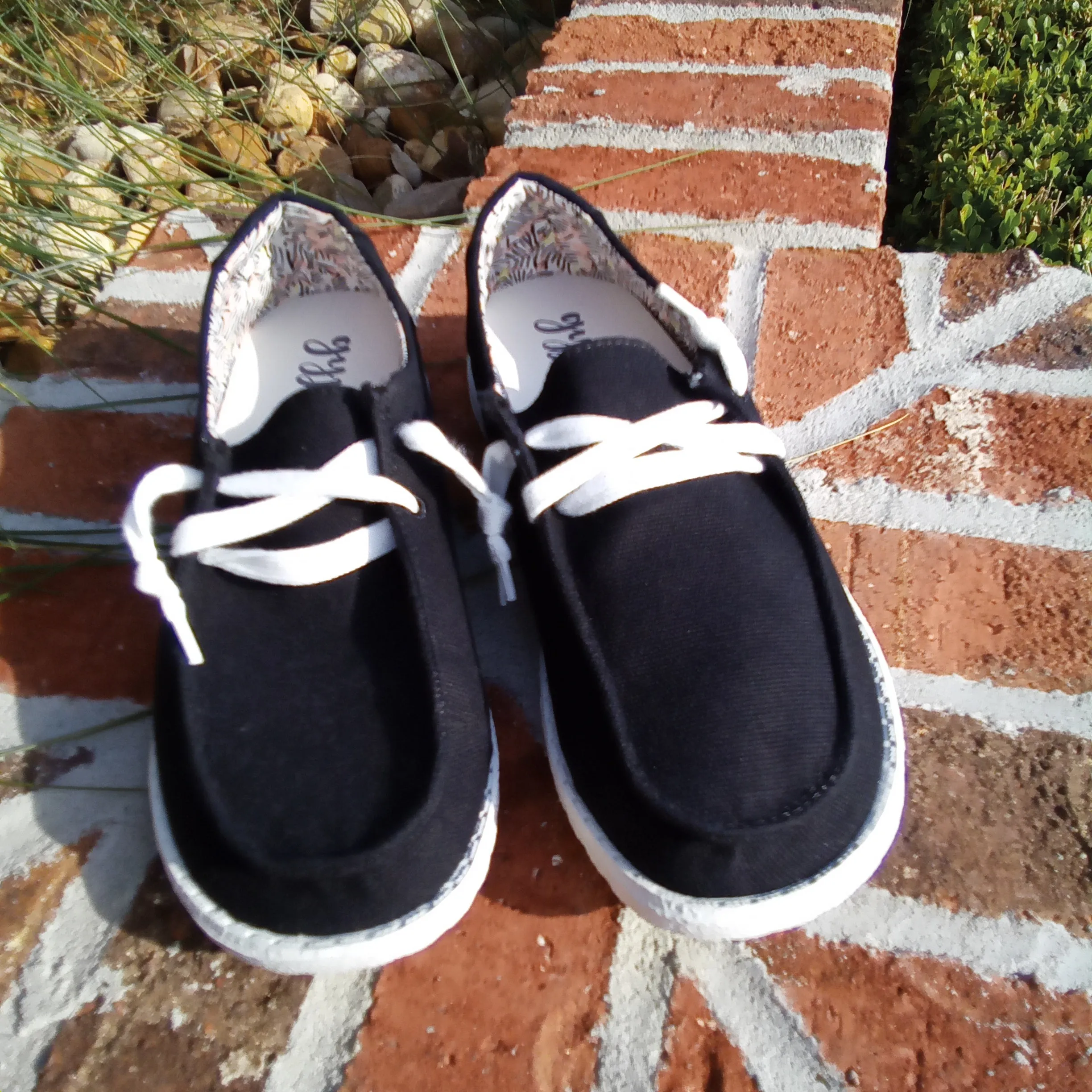 Black and White Slip Ons | Gypsy Jazz Holly4