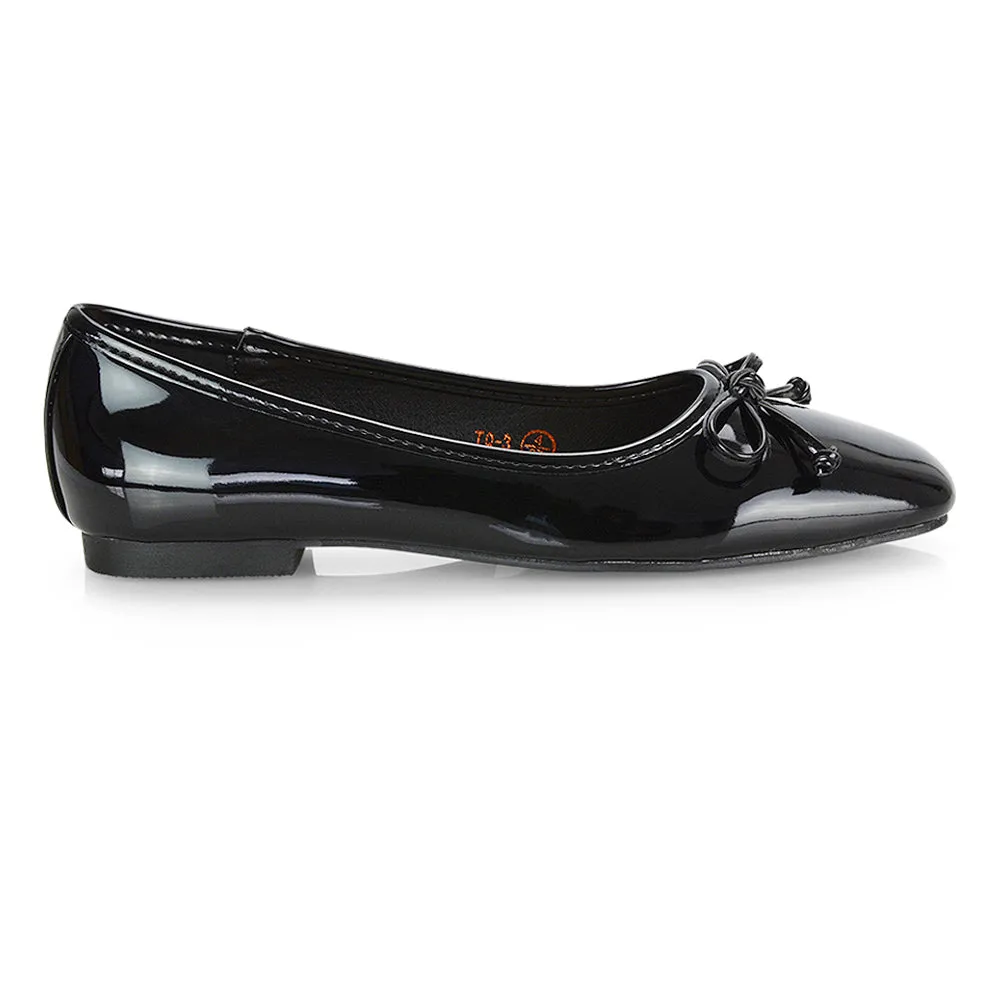 Lizzy Bow Detailing Flat Square Toe Ballerina Pump Shoes in Black Patent