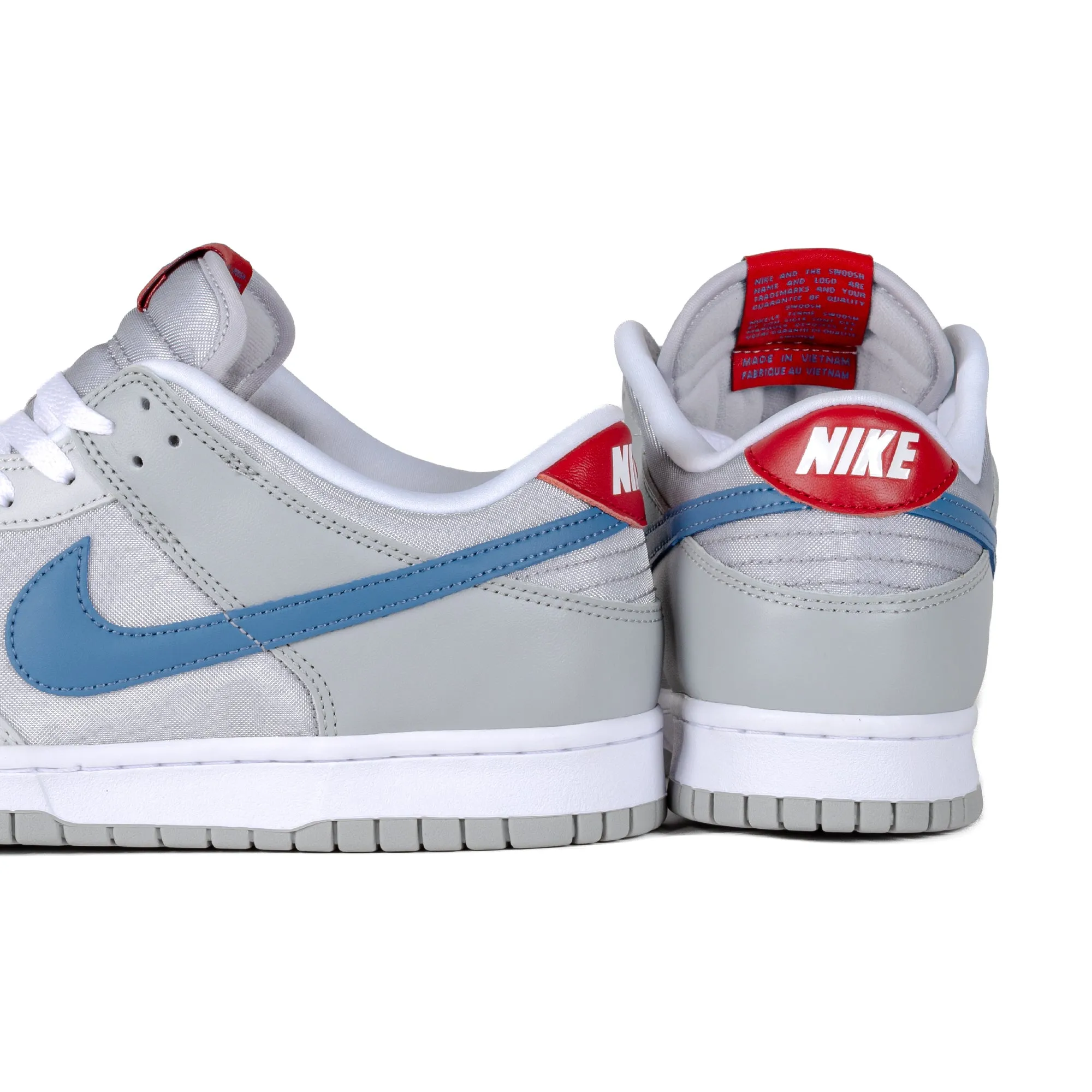 Nike Dunk Low "Silver Surfer" Metallic Silver/Aegean Storm HF0391-001